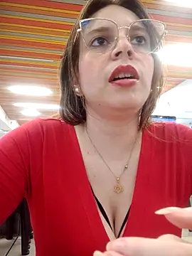 lorenitabella online show from April 29, 9:21 pm