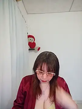 Snapshot of lorenitabella chatting on July 2, 8:53 am lorenitabella online show from July 2, 8:53 am