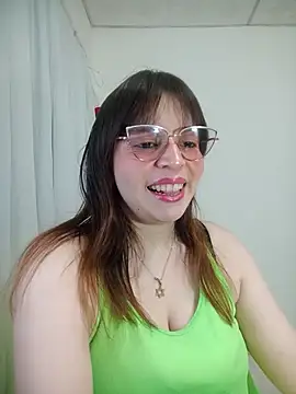 Snapshot of lorenitabella chatting on July 20, 8:33 pm lorenitabella online show from July 20, 8:33 pm