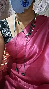 Snapshot of XBHUUME chatting on January 1, 7:20 am XBHUUME online show from January 1, 7:20 am