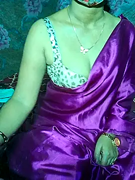 Snapshot of XBHUUME chatting on January 28, 8:04 pm XBHUUME online show from January 28, 8:04 pm