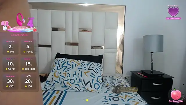 Snapshot of ambercordoba chatting on December 19, 11:01 pm ambercordoba online show from December 19, 11:01 pm