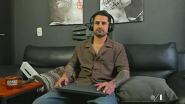 Davevilboy online show from November 7, 12:38 pm