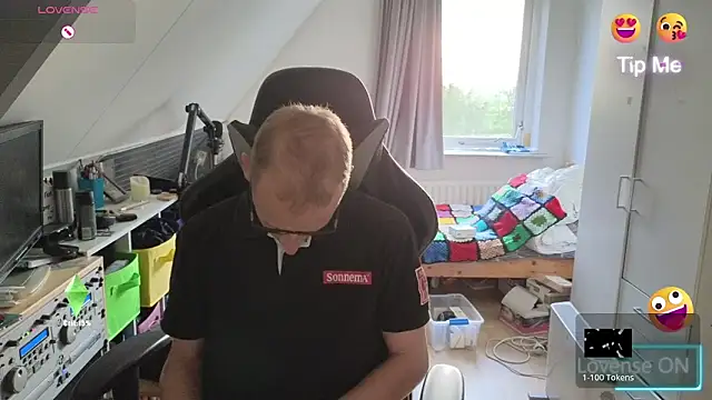 sexmenlion online show from May 3, 6:03 pm