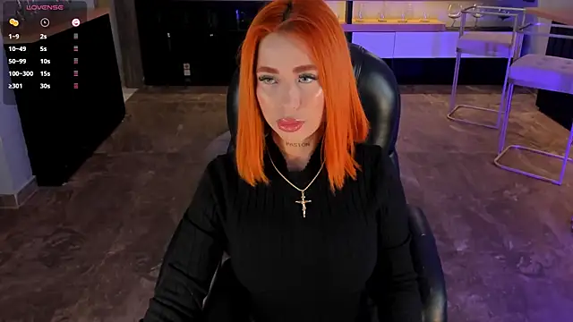 Snapshot of MadelineFox chatting on March 6, 9:14 am MadelineFox online show from March 6, 9:14 am