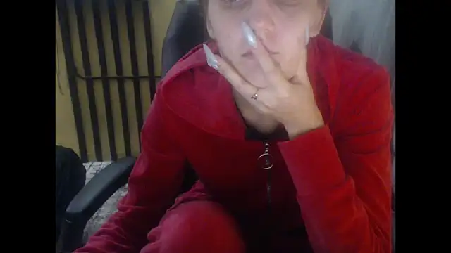 Snapshot of Laco-cO chatting on December 12, 4:21 pm Laco-cO online show from December 12, 4:21 pm