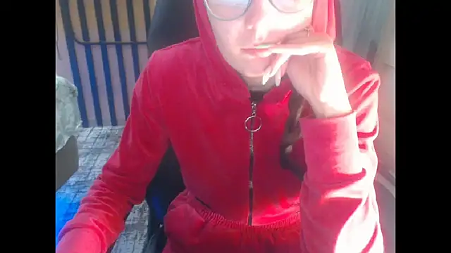 Snapshot of Laco-cO chatting on December 22, 4:06 pm Laco-cO online show from December 22, 4:06 pm