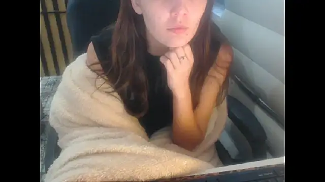 Snapshot of Laco-cO chatting on December 27, 11:50 am Laco-cO online show from December 27, 11:50 am