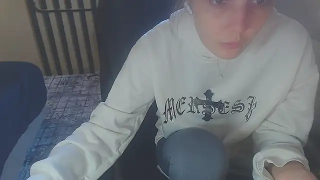 Snapshot of Laco-cO chatting on September 30, 6:18 am Laco-cO online show from September 30, 6:18 am