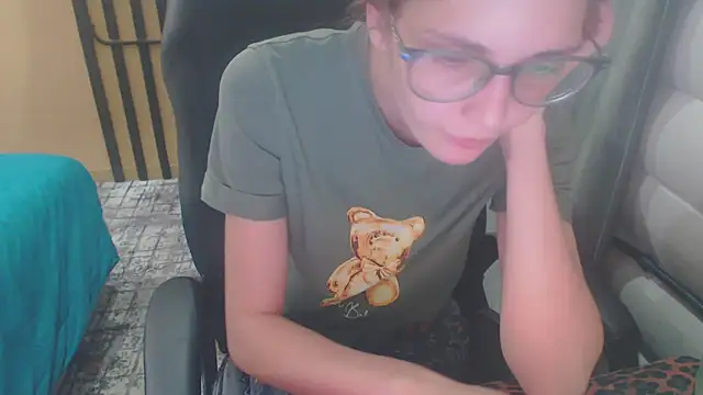 Snapshot of Laco-cO chatting on November 3, 11:04 pm Laco-cO online show from November 3, 11:04 pm