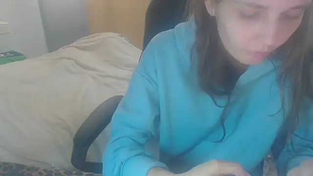 Snapshot of Laco-cO chatting on November 12, 8:15 am Laco-cO online show from November 12, 8:15 am