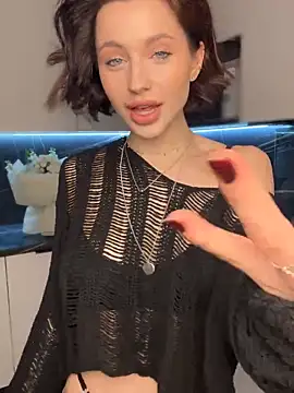 Camilla Railian online show from January 4, 8:16 pm