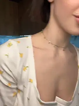 Camilla Railian online show from January 13, 7:10 pm