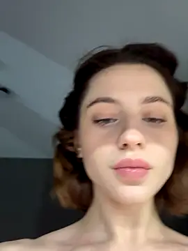 Camilla Railian online show from October 2, 10:28 pm