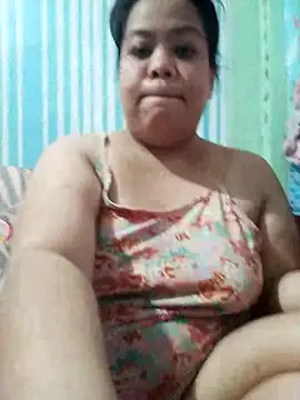 Snapshot of xxsweetshybabe chatting on December 2, 4:07 am xxsweetshybabe online show from December 2, 4:07 am