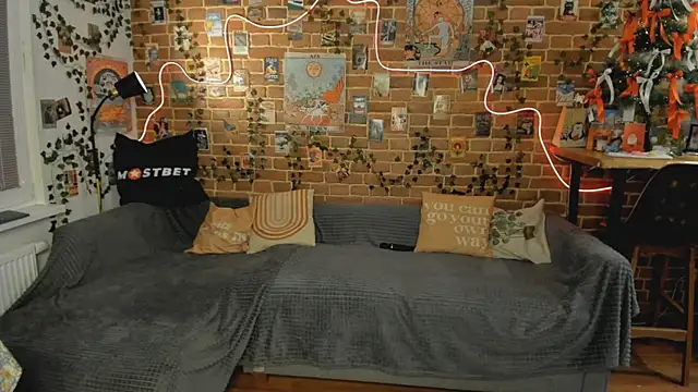 Snapshot of yamy_yamy_yamy chatting on January 7, 1:35 pm yamy yamy yamy online show from January 7, 1:35 pm