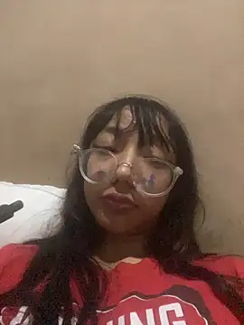 Snapshot of Karmakuro chatting on December 16, 2:38 am Karmakuro online show from December 16, 2:38 am