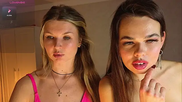 AngelMiaM online show from May 5, 7:00 pm