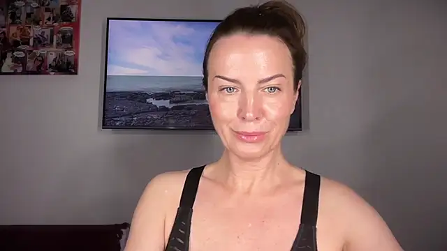 RachellAmazing online show from July 6, 6:21 pm