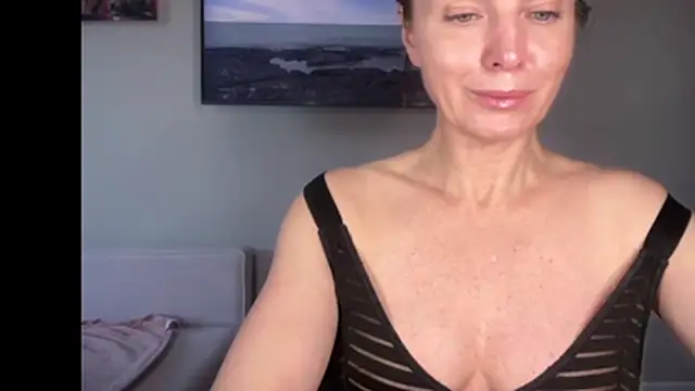 RachellAmazing online show from July 16, 6:25 pm