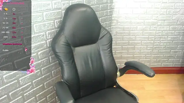 Amy Ronan online show from October 31, 6:09 pm