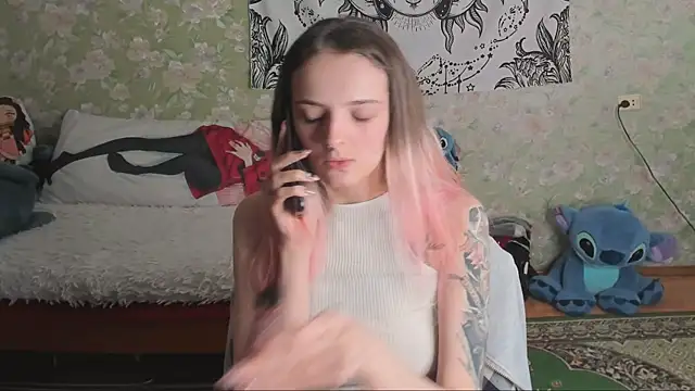 Cutie Adelia online show from February 8, 10:18 am