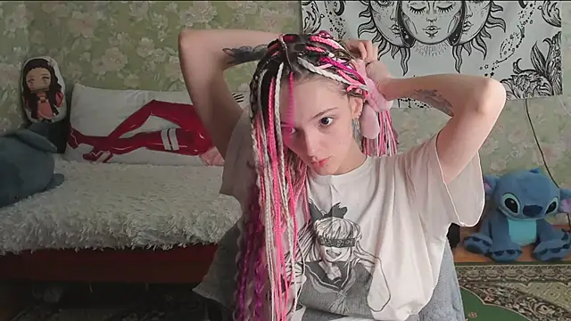 Cutie Adelia online show from June 14, 8:49 am