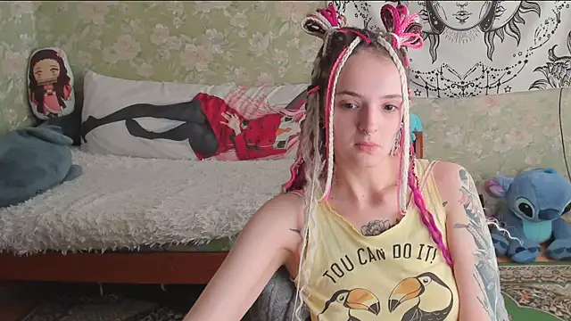 Snapshot of Cutie_Adelia chatting on June 26, 10:30 am Cutie Adelia online show from June 26, 10:30 am