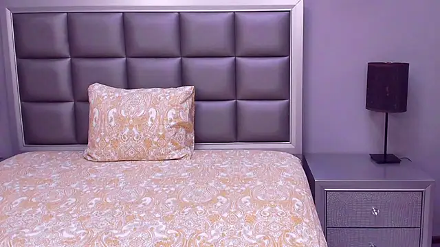 HellennSweet online show from February 24, 4:49 am