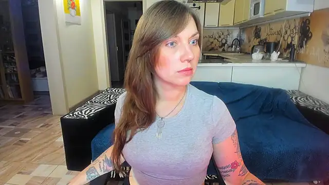 StacyTigerr online show from January 19, 1:48 pm