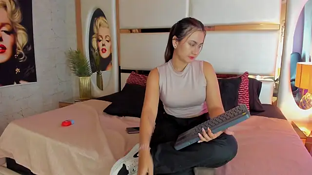 celestestars online show from June 30, 9:49 pm