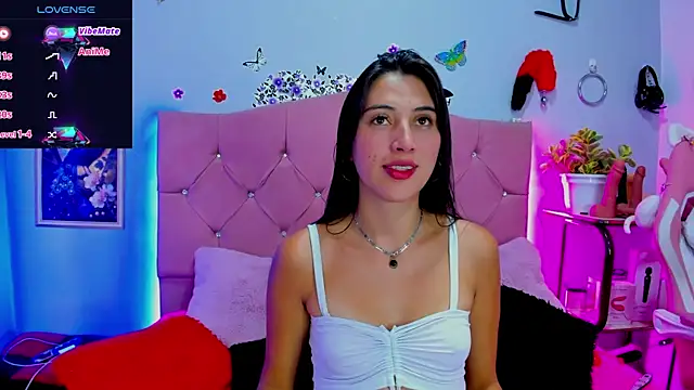 Snapshot of brenda_moris01 chatting on January 22, 9:21 pm brenda moris01 online show from January 22, 9:21 pm