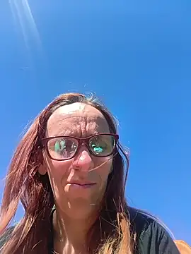 Dettybitch40 online show from May 2, 2:33 pm