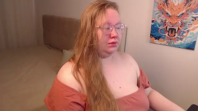 Ann Muna online show from December 13, 8:04 pm