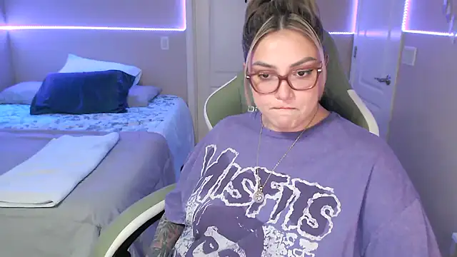 nativepumpkin95 online show from February 8, 10:08 pm