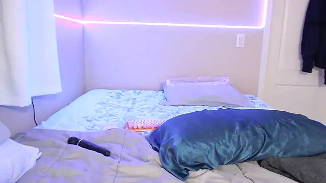 nativepumpkin95 online show from February 19, 5:05 am