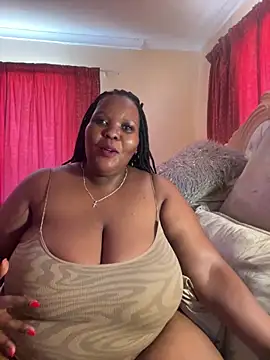 Snapshot of Michyboldy chatting on December 7, 10:56 am Michyboldy online show from December 7, 10:56 am