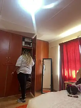 Snapshot of Michyboldy chatting on March 21, 8:39 am Michyboldy online show from March 21, 8:39 am