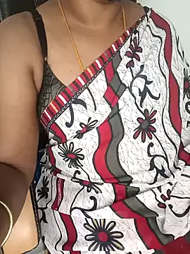 Snapshot of Tamil-hotwife chatting on February 8, 9:03 am Tamil-hotwife online show from February 8, 9:03 am