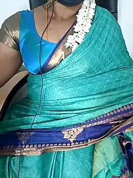 Snapshot of Tamil-hotwife chatting on February 21, 6:15 pm Tamil-hotwife online show from February 21, 6:15 pm