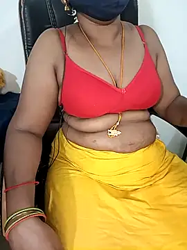 Snapshot of Tamil-hotwife chatting on February 21, 9:43 pm Tamil-hotwife online show from February 21, 9:43 pm