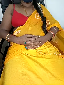 Snapshot of Tamil-hotwife chatting on February 22, 1:00 am Tamil-hotwife online show from February 22, 1:00 am