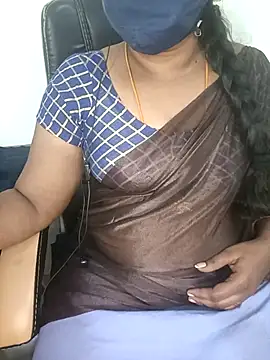 Snapshot of Tamil-hotwife chatting on February 22, 6:19 pm Tamil-hotwife online show from February 22, 6:19 pm