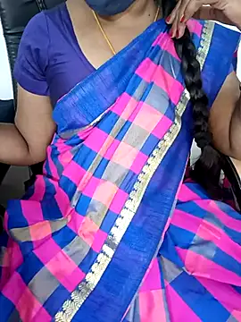 Snapshot of Tamil-hotwife chatting on February 26, 1:41 pm Tamil-hotwife online show from February 26, 1:41 pm