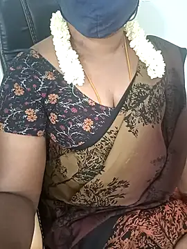 Snapshot of Tamil-hotwife chatting on March 11, 4:18 pm Tamil-hotwife online show from March 11, 4:18 pm