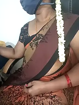 Snapshot of Tamil-hotwife chatting on March 11, 7:25 pm Tamil-hotwife online show from March 11, 7:25 pm