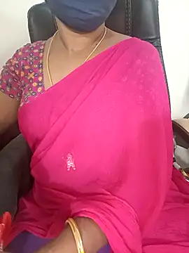 Snapshot of Tamil-hotwife chatting on October 6, 6:11 am Tamil-hotwife online show from October 6, 6:11 am