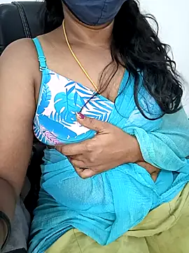 Tamil-hotwife online show from May 3, 3:23 am