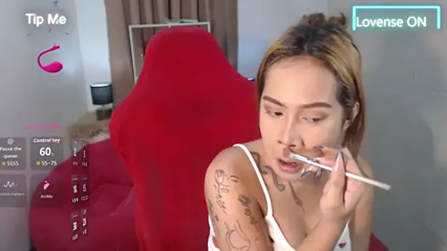 FrancineGarcia online show from November 24, 1:11 pm