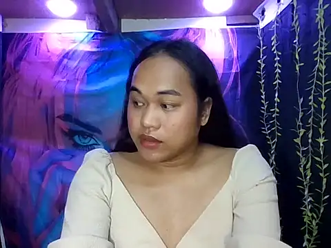 Snapshot of bettina_love chatting on November 25, 6:08 pm bettina love online show from November 25, 6:08 pm